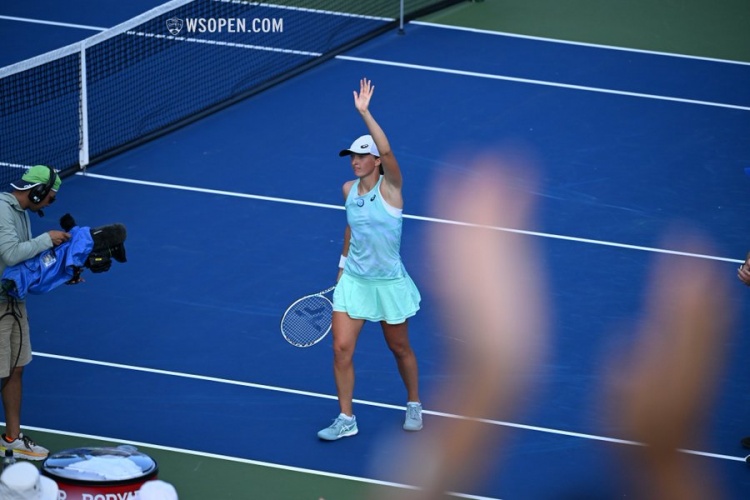 是更为深刻 是更为深刻