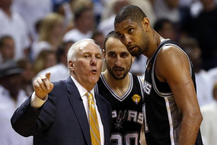 布置上也显 布置上也显