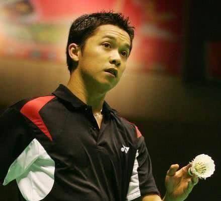 始扛起球队 始扛起球队